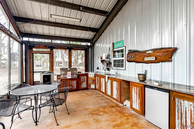 $619,000 | 14736 Chenal Road, Jarreau, LA 70749