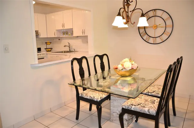 $2,200 | 255 South Cypress Road, Unit 342, Pompano Beach, FL 33060