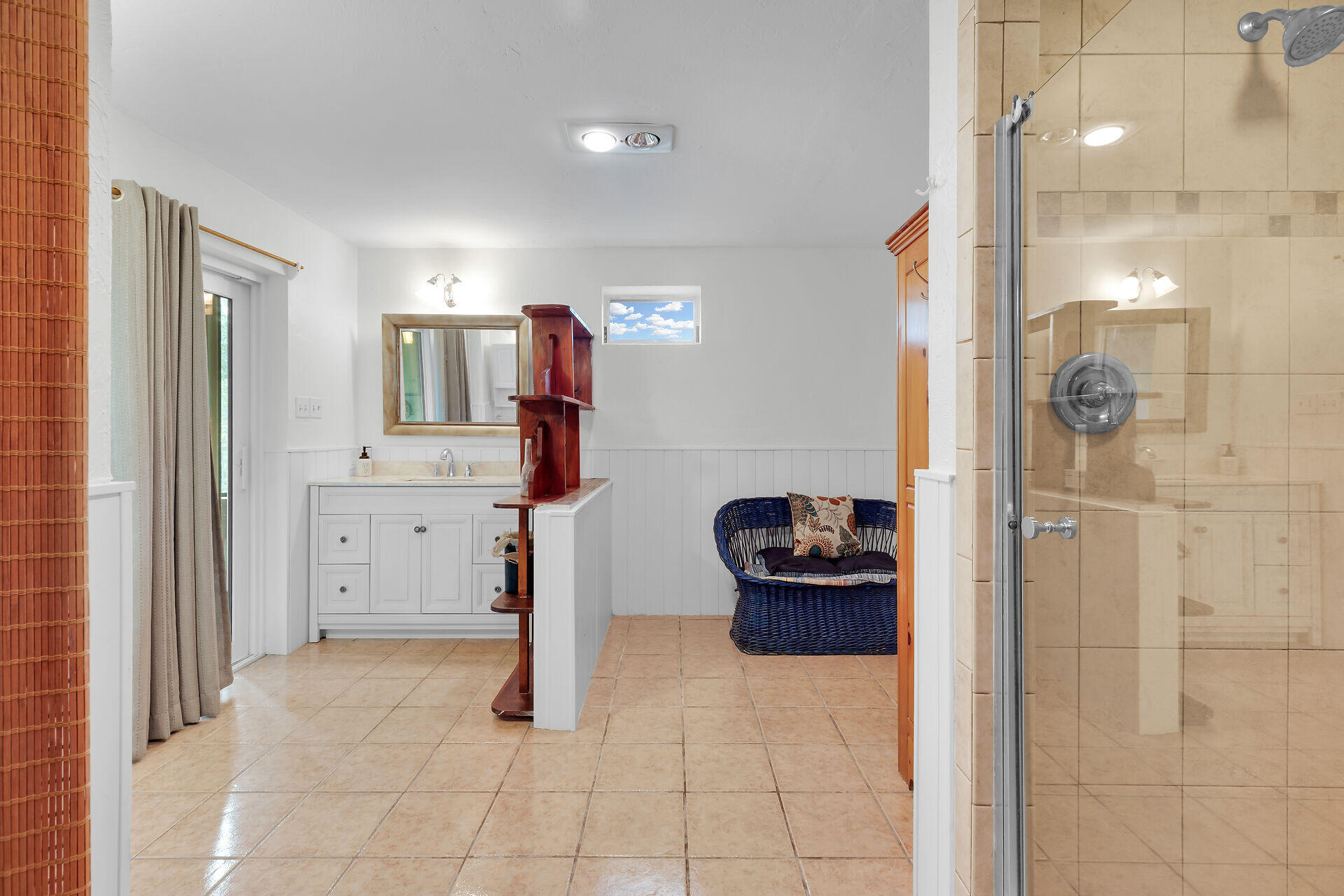 535 80th Street Marathon, FL 33050 - Photo 23 of 42 PRIMARY BATHROOM