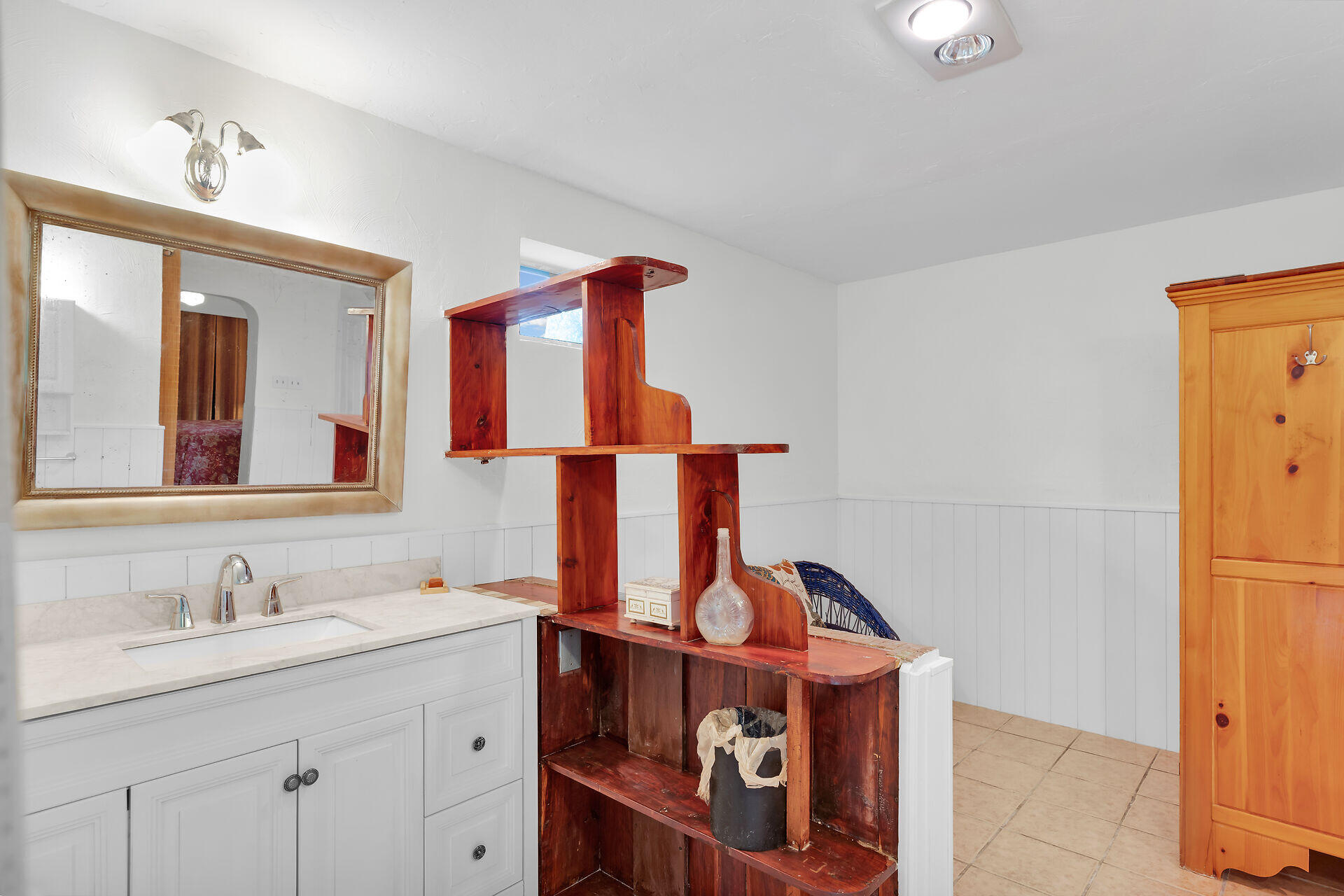 535 80th Street Marathon, FL 33050 - Photo 25 of 42 PRIMARY BATHROOM