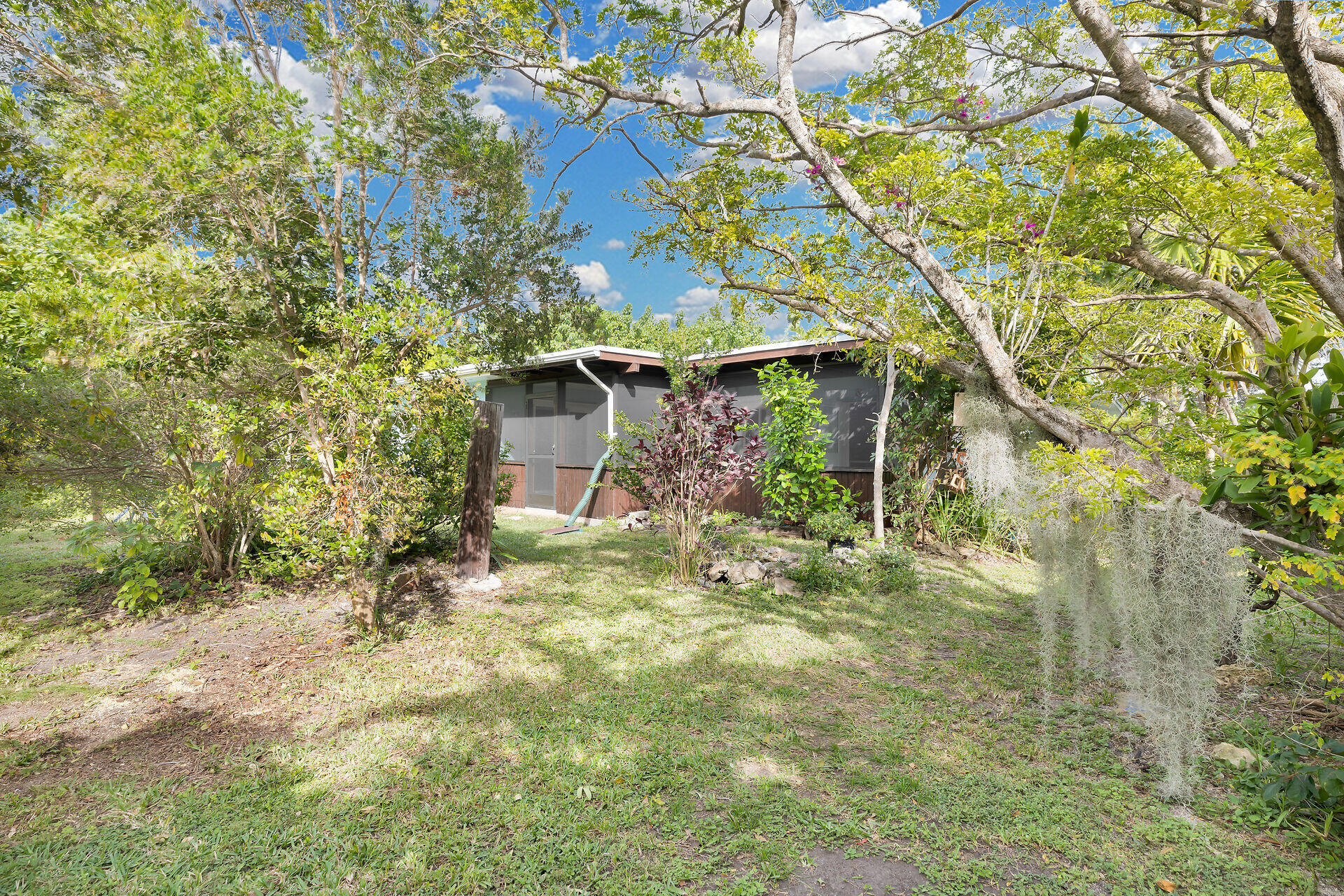 535 80th Street Marathon, FL 33050 - Photo 35 of 42 BACK OF HOME