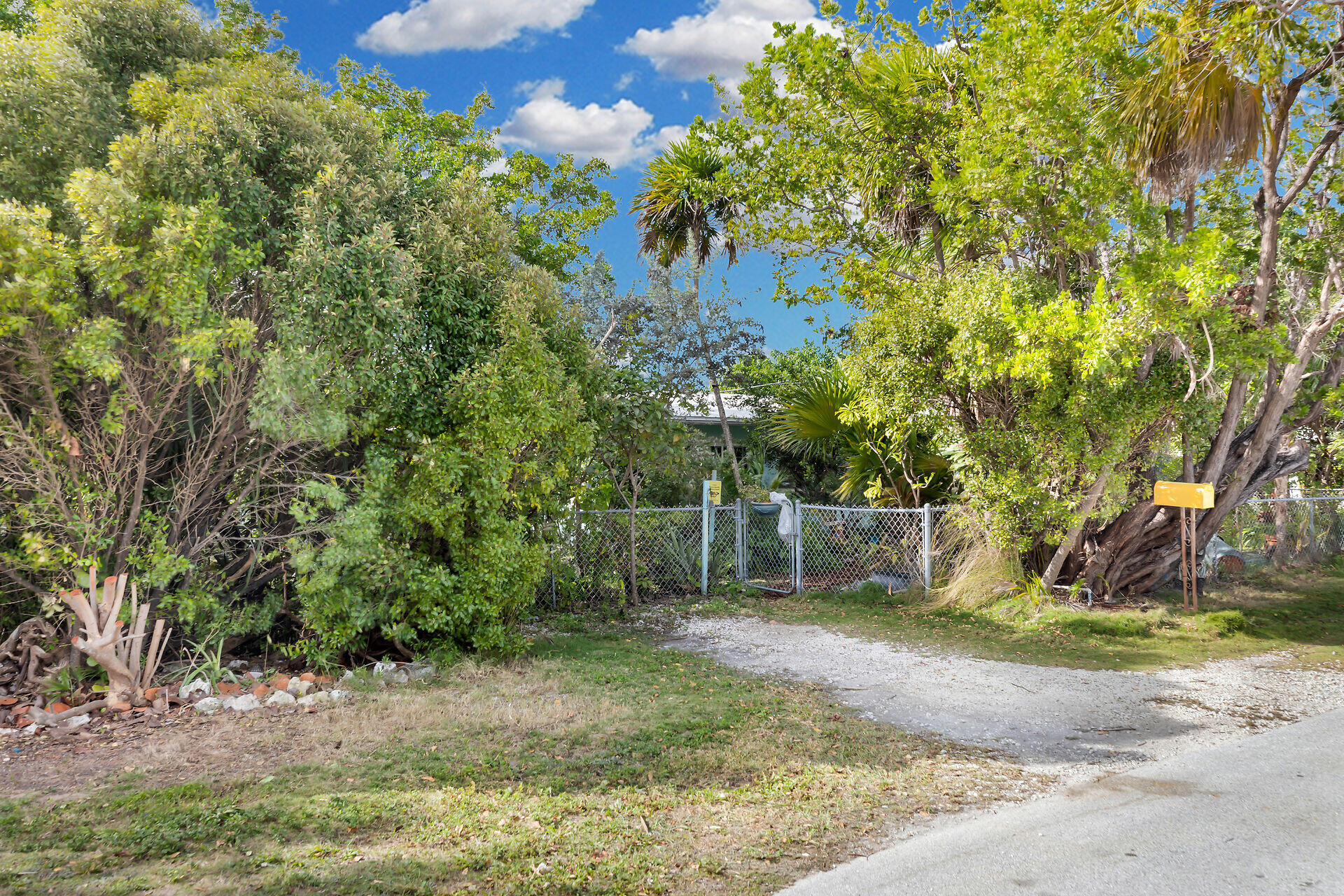 535 80th Street Marathon, FL 33050 - Photo 39 of 42 FRONT OF HOME