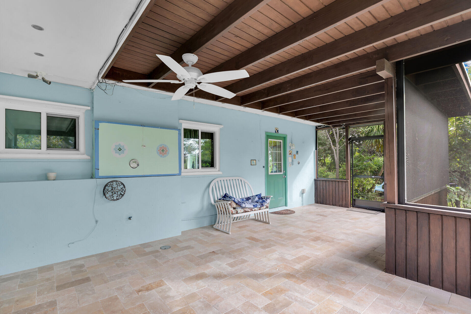 535 80th Street Marathon, FL 33050 - Photo 5 of 42 SCREENED PATIO