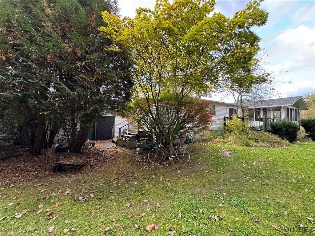 6298 Corwin Station Newfane, NY 14108 - Photo 4 of 19