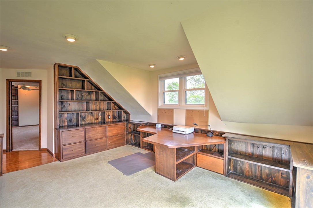 877 East 1800 North Road Assumption, IL 62510 - Photo 33 of 46 a room with furniture staircase and windows