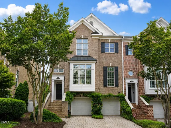 $899,000 | 3925 Bentley Brook Drive, Raleigh, NC 27612