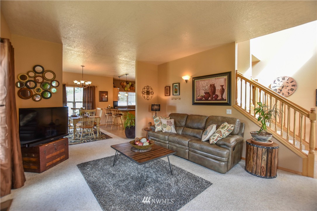 117 Quick Road Castle Rock, WA 98611 - Photo 12 of 25 Gallery Image 12