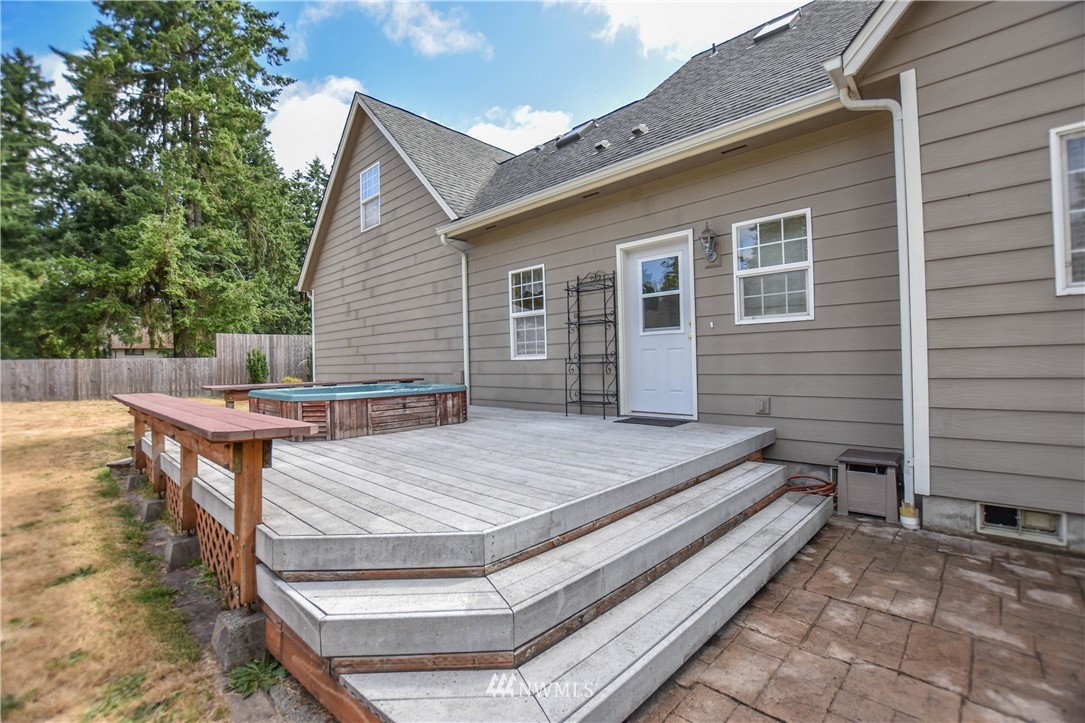 117 Quick Road Castle Rock, WA 98611 - Photo 4 of 25 Gallery Image 4