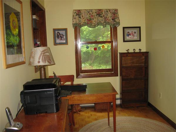 397 Langen Road Lancaster, MA 01523 - Photo 6 of 16 a room with furniture and a window