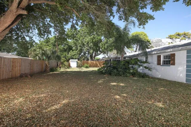 $3,000 | 1000 Gantt Avenue, Sarasota, FL 34232