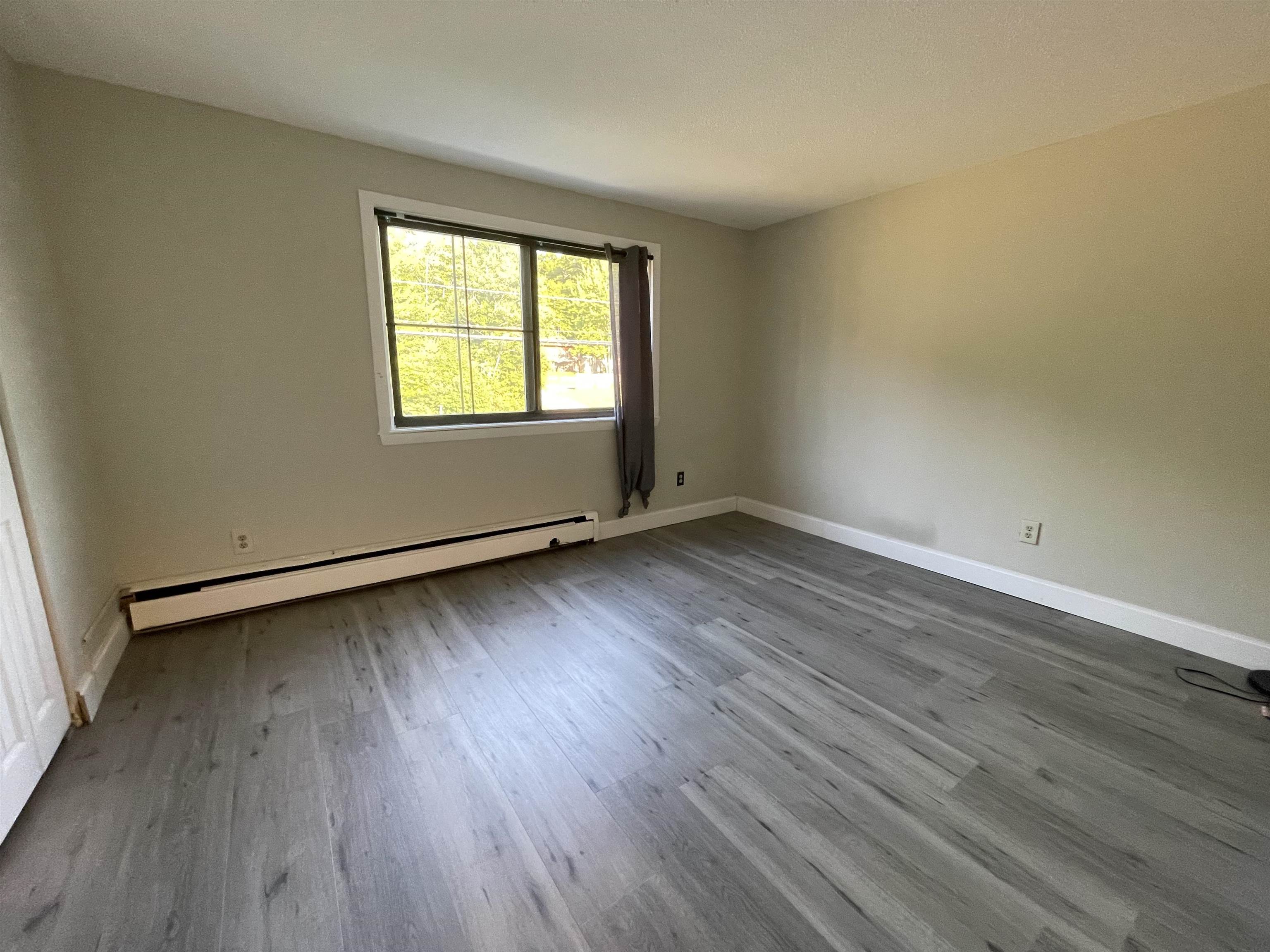 124 Mammoth Road, Unit 21 Hooksett, NH 03106 - Photo 27 of 30