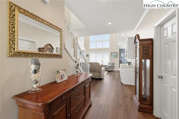 $864,900 | 233 Lakeview Place, Unit D1, Jefferson, NC 28640