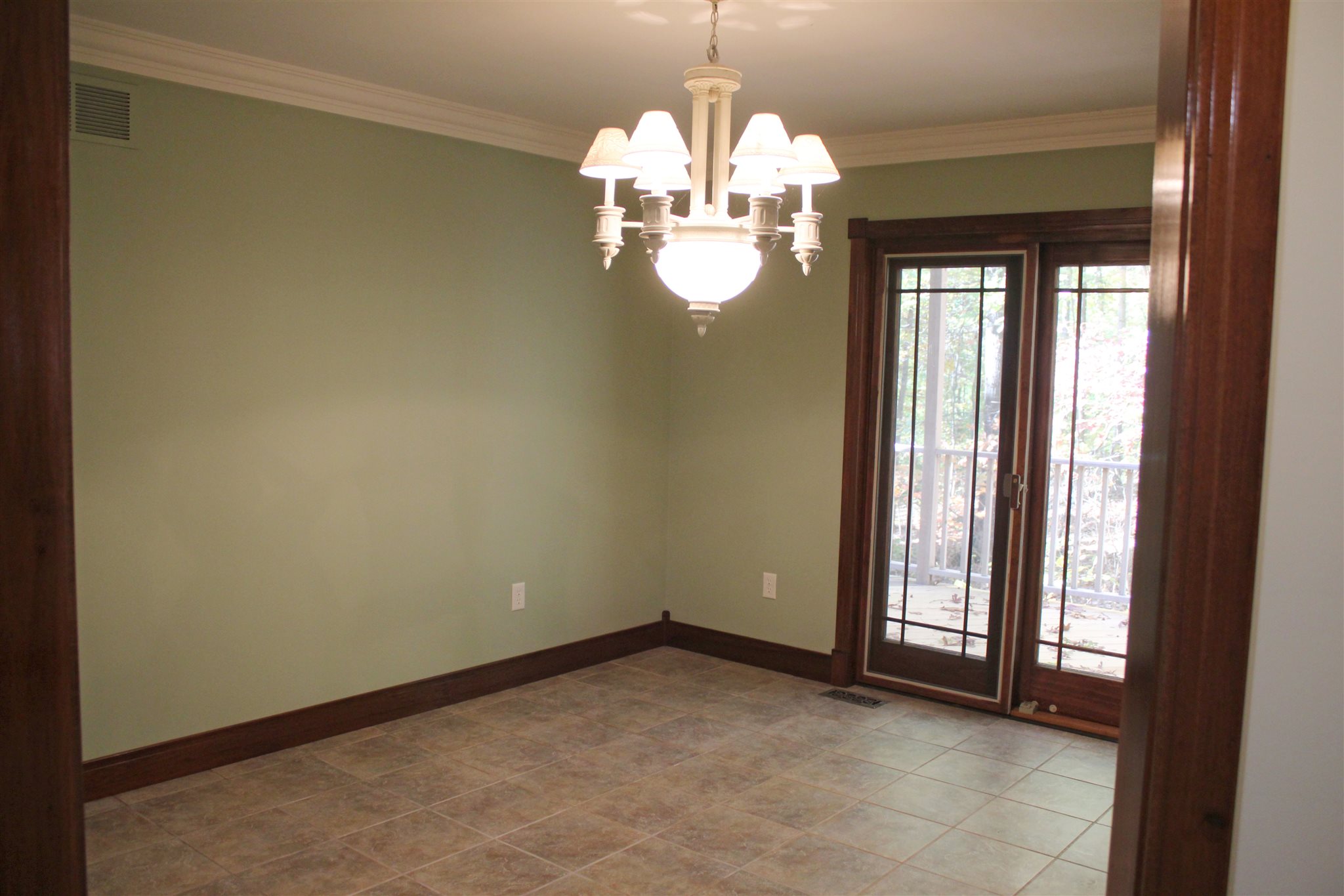 8771 North Old St Road Bloomington, IN 47408 - Photo 11 of 36 Gallery Image 11