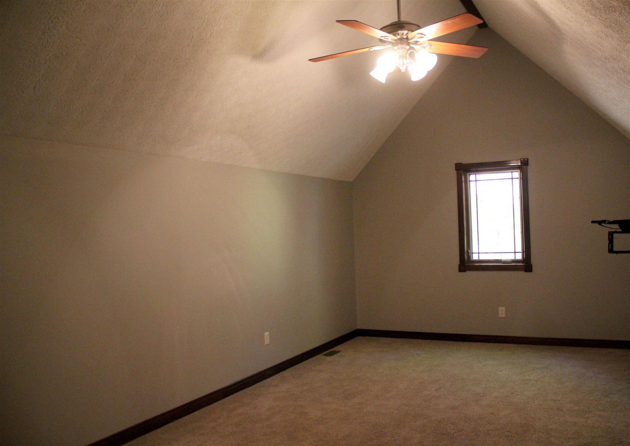 8771 North Old St Road Bloomington, IN 47408 - Photo 21 of 36 Gallery Image 21