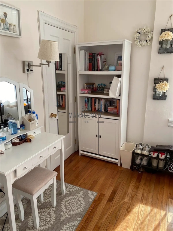 25 Chester Street, Unit 5 Boston, MA 02134 - Photo 14 of 19