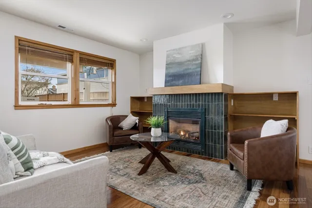 $1,160,000 | 8171 Sandy Hook Drive, Clinton, WA 98236