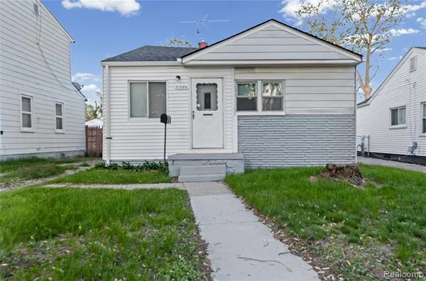 $129,900 | 21034 Audrey Avenue, Warren, MI 48091