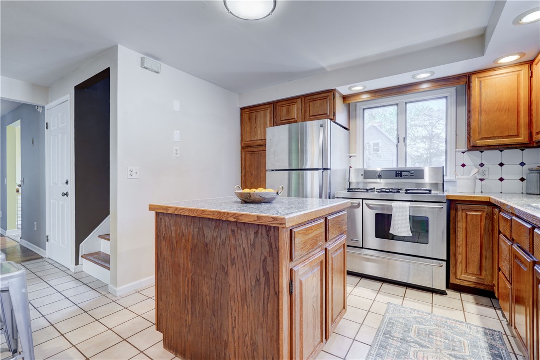 358 Linden Street Rochester, NY 14620 - Photo 16 of 42 Gallery Image 16