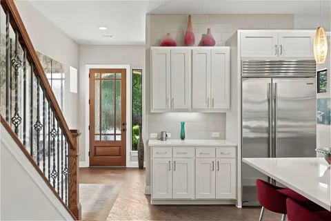 $799,900 | 2 Prestonwood Cove, Lakeway, TX 78734