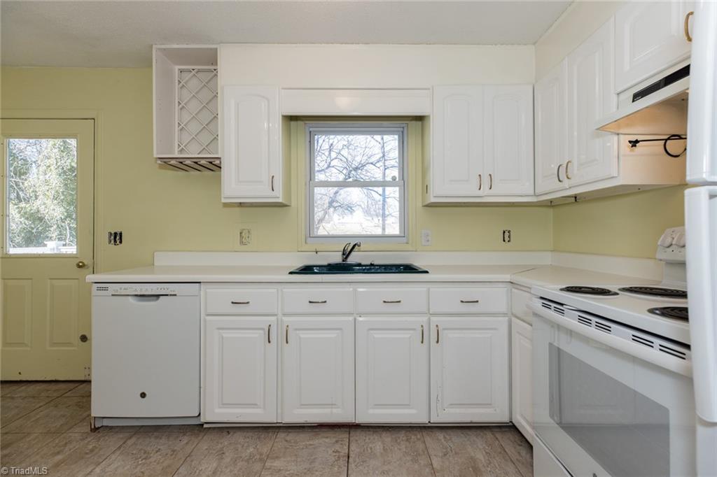 516 Heatherton Lane Rural Hall, NC 27045 - Photo 31 of 42