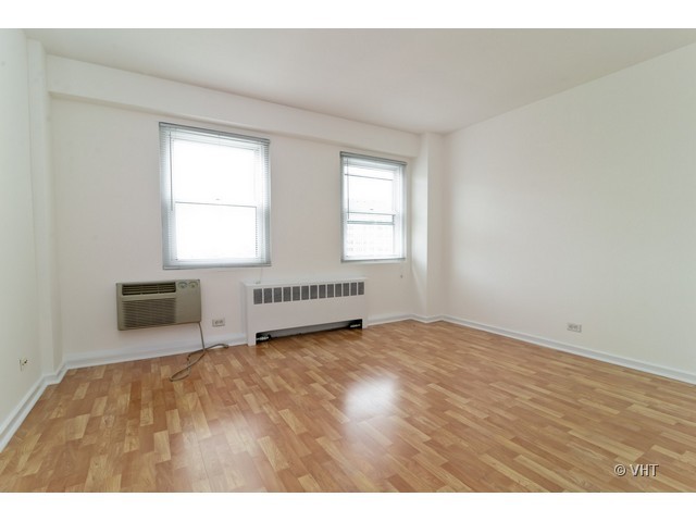 2909 North Sheridan Road, Unit 1211 Chicago, IL 60657 - Photo 6 of 8
