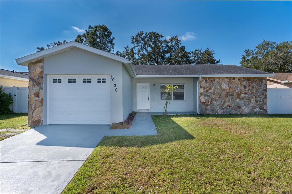 1020 Pine Ridge Circle Brandon, FL 33511 - Photo 1 of 1 Gallery Image 1