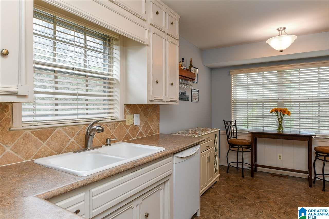 5812 Southhall Road Birmingham, AL 35213 - Photo 9 of 33