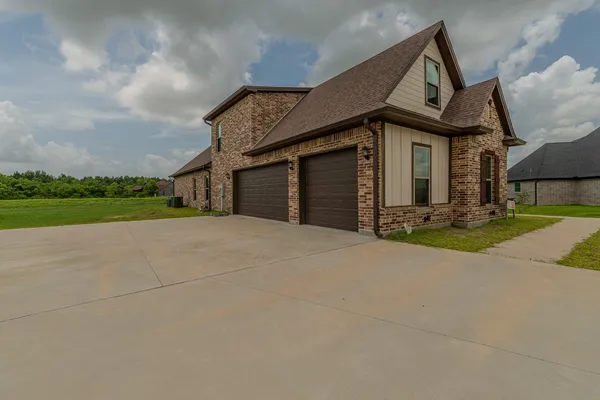 $575,000 | 15360 Hercules Drive, Beaumont, TX 77713