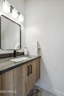 $759,000 | 377 East Windsor Avenue, Unit 20, Phoenix, AZ 85004