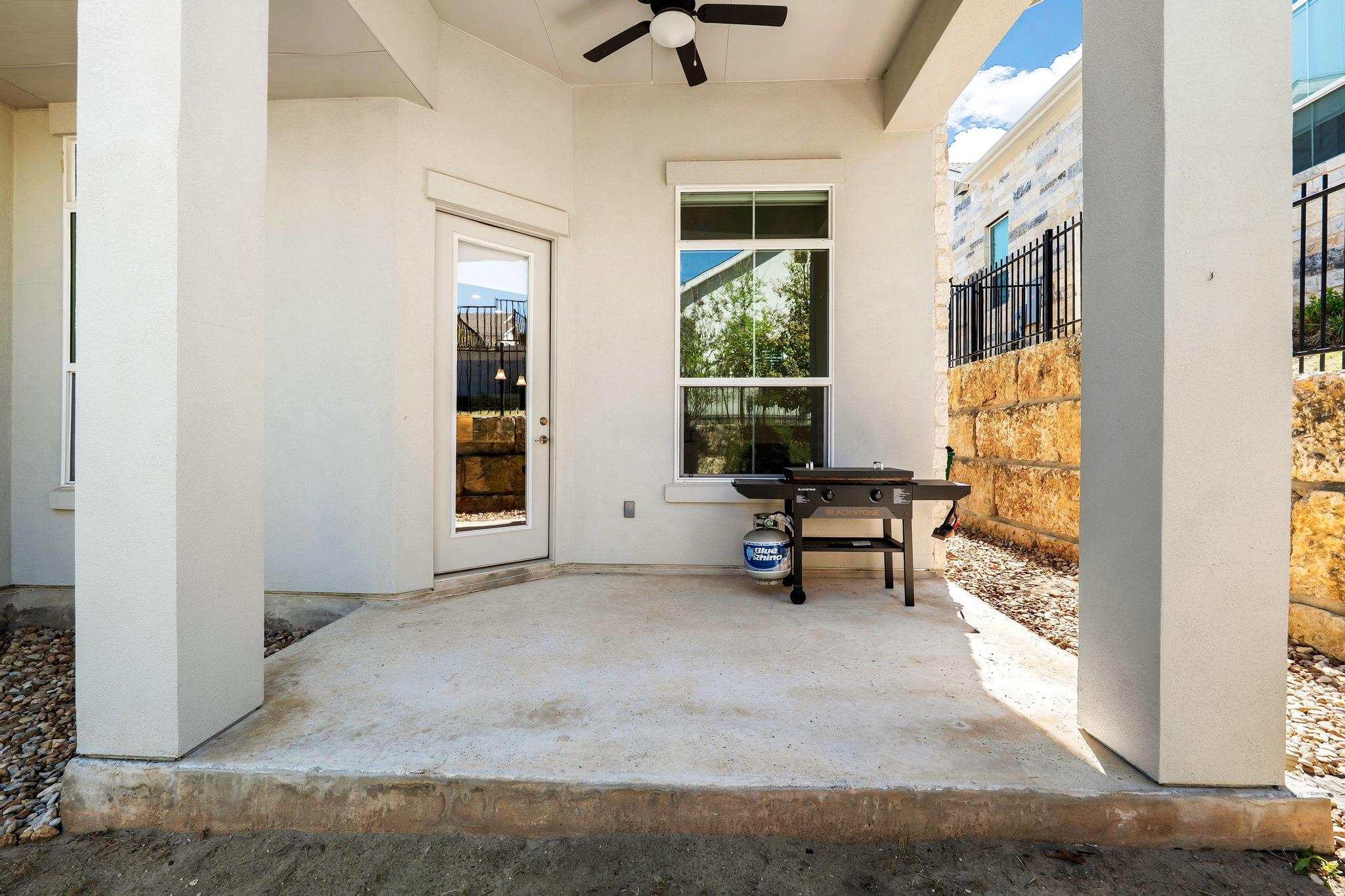 306 Cartwheel Bend, Unit 130 Austin, TX 78738 - Photo 32 of 39