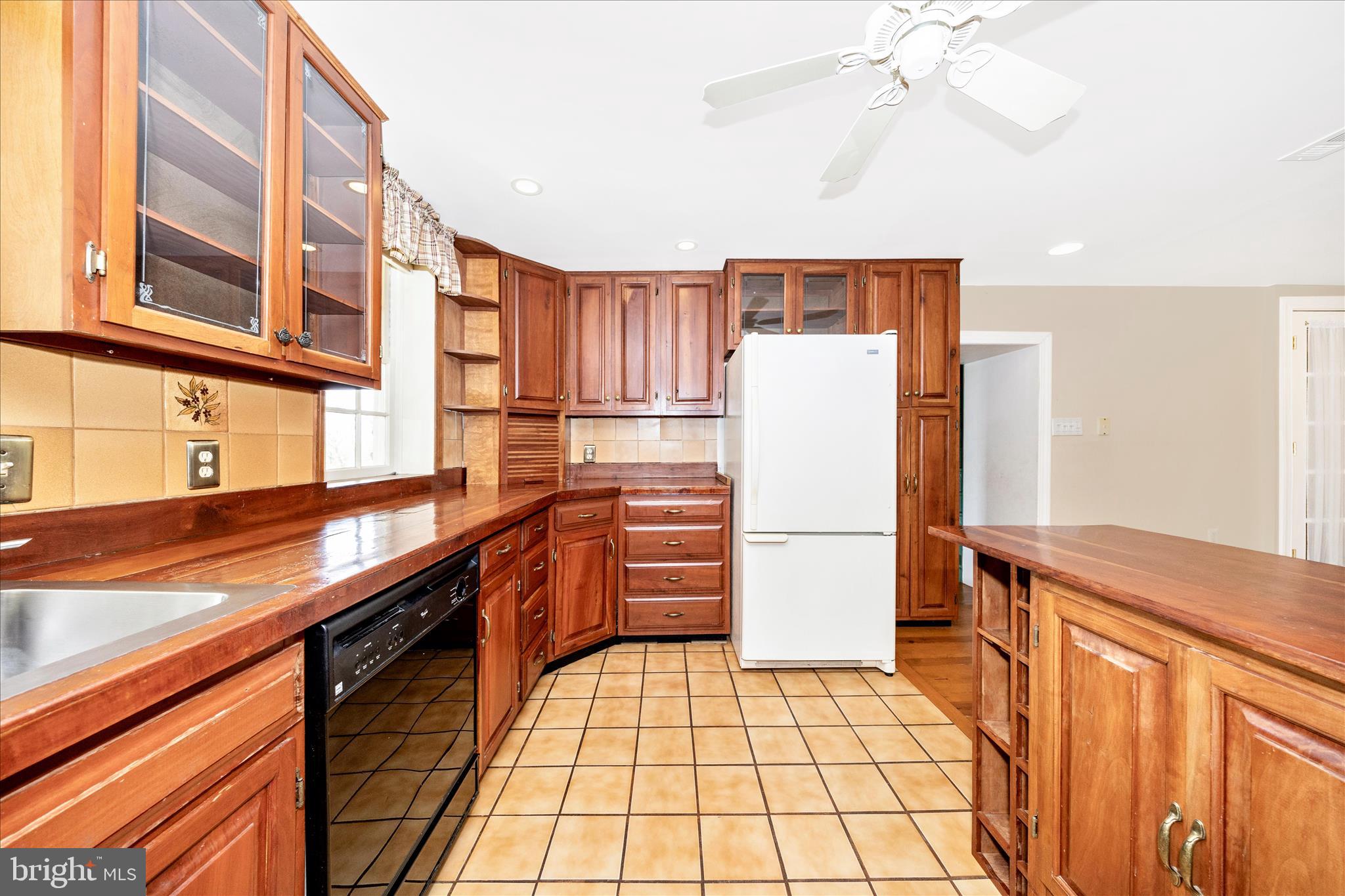 2301 Mt Ephraim Road Adamstown, MD 21710 - Photo 11 of 54 Kitchen offers more than ample counter space