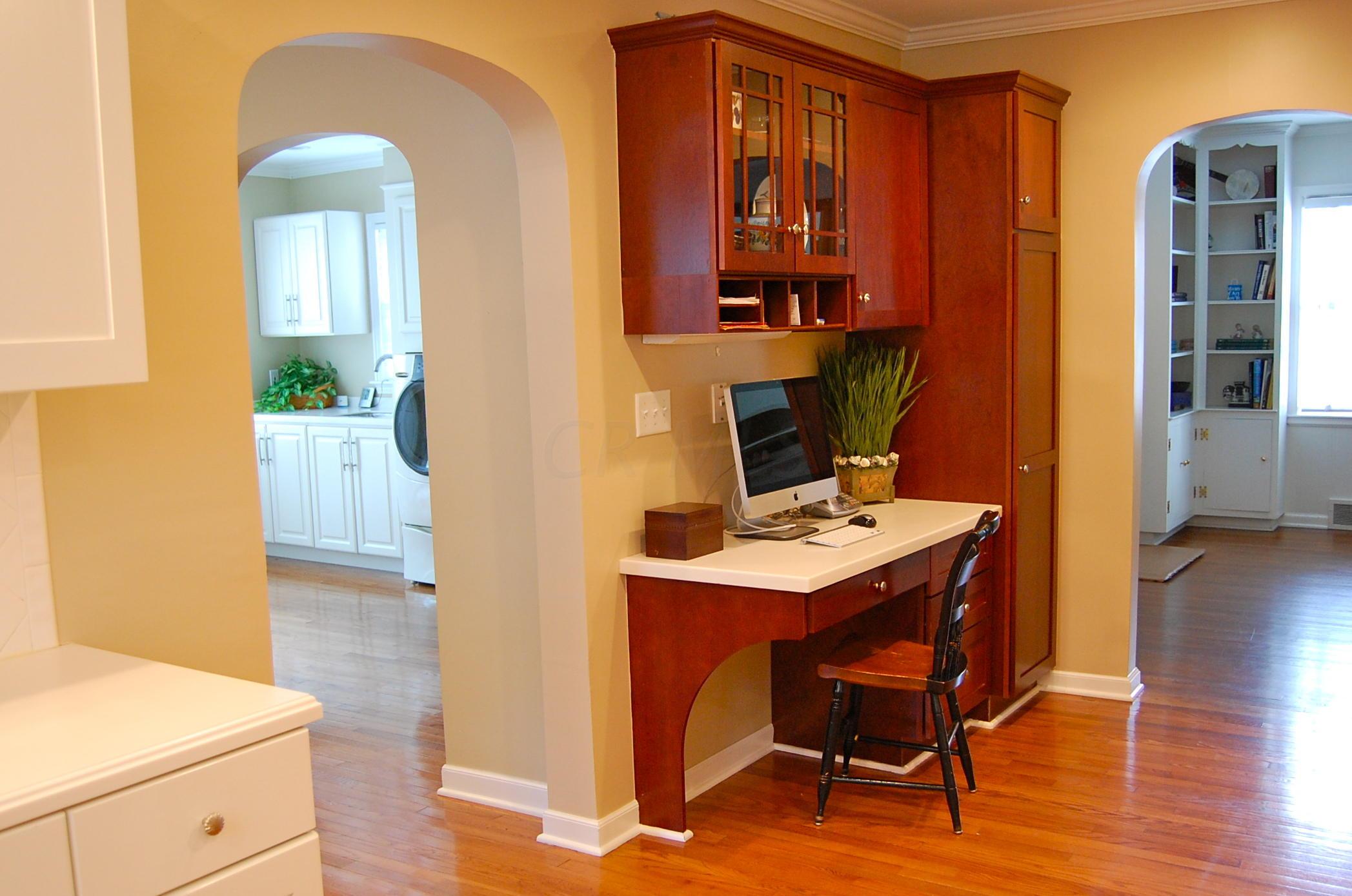 2693 Berwyn Road Upper Arlington, OH 43221 - Photo 7 of 28