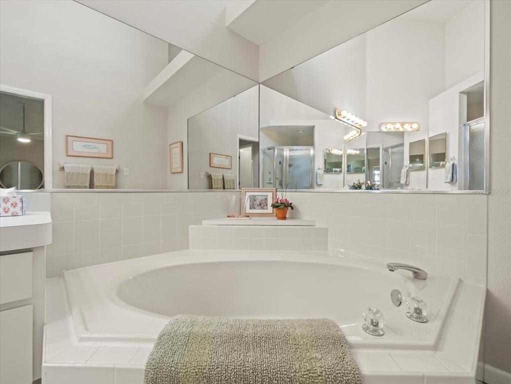 9355 French Quarters Circle Weeki Wachee, FL 34613 - Photo 33 of 57