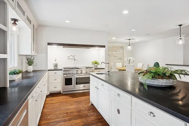 $2,175,000 | 11460 Parkchester Drive, Dallas, TX 75230