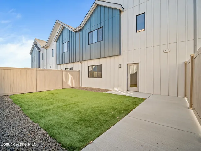 $685,000 | 1033 East RR Avenue, Post Falls, ID 83854