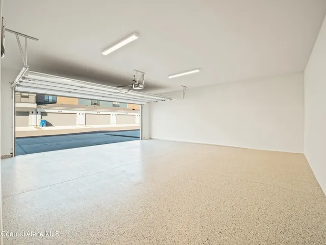 $685,000 | 1033 East RR Avenue, Post Falls, ID 83854