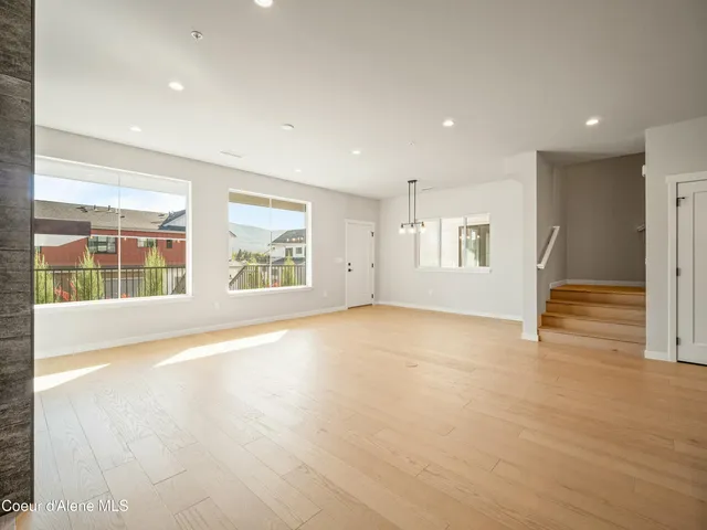 $685,000 | 1033 East RR Avenue, Post Falls, ID 83854