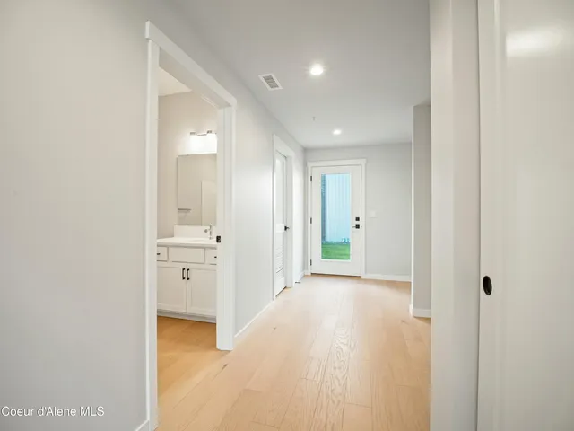 $685,000 | 1033 East RR Avenue, Post Falls, ID 83854