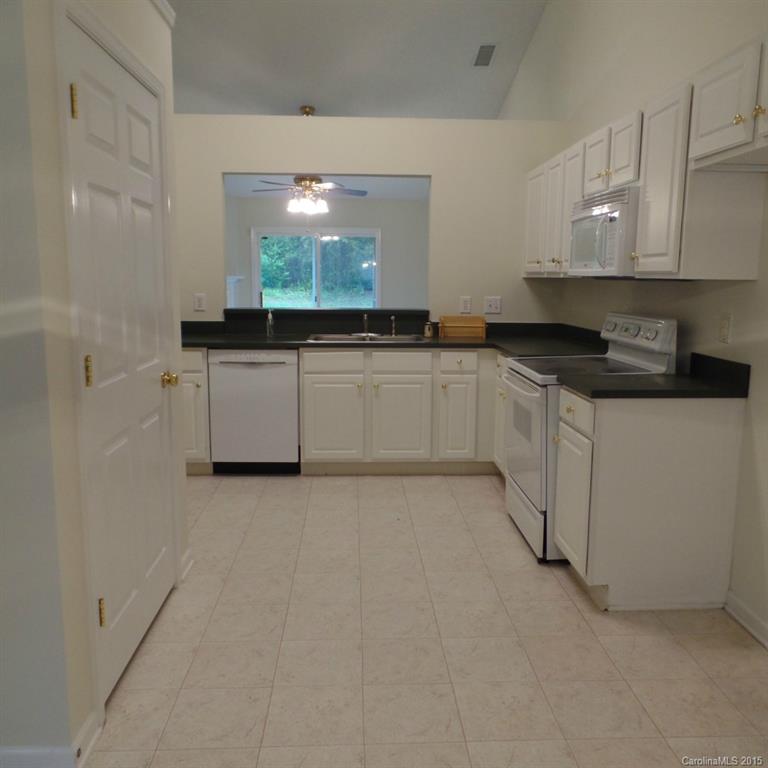 1615 Summit Ridge Lane Kannapolis, NC 28083 - Photo 8 of 24 Gallery Image 8