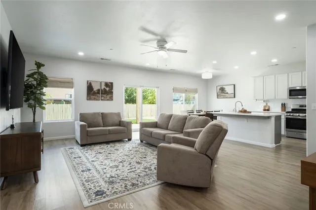 $430,000 | 775-775 Kimball Lane, Hanford, CA 93230