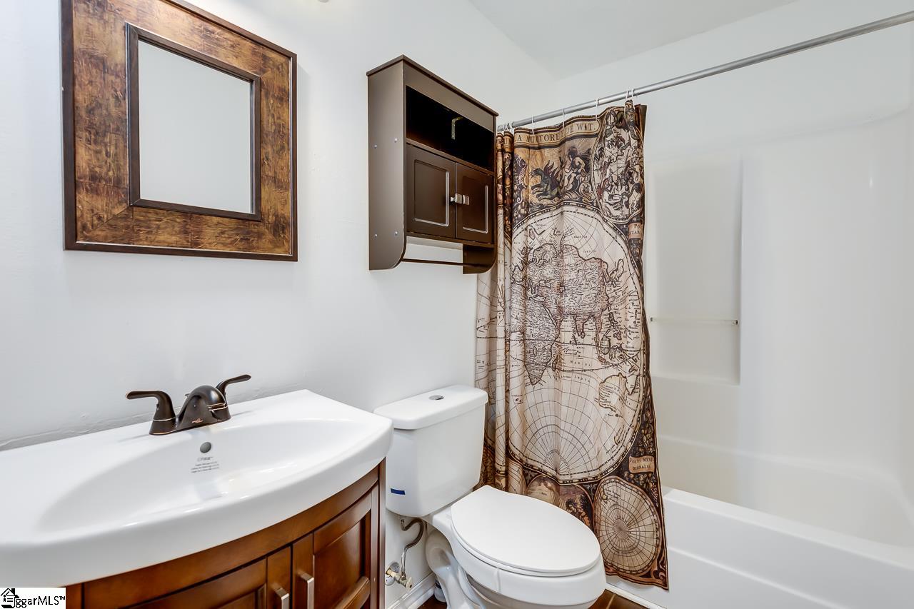 42 Reedy River Way Greenville, SC 29605 - Photo 16 of 36 Gallery Image 16