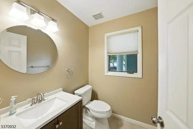 a view of room with wooden ceiling