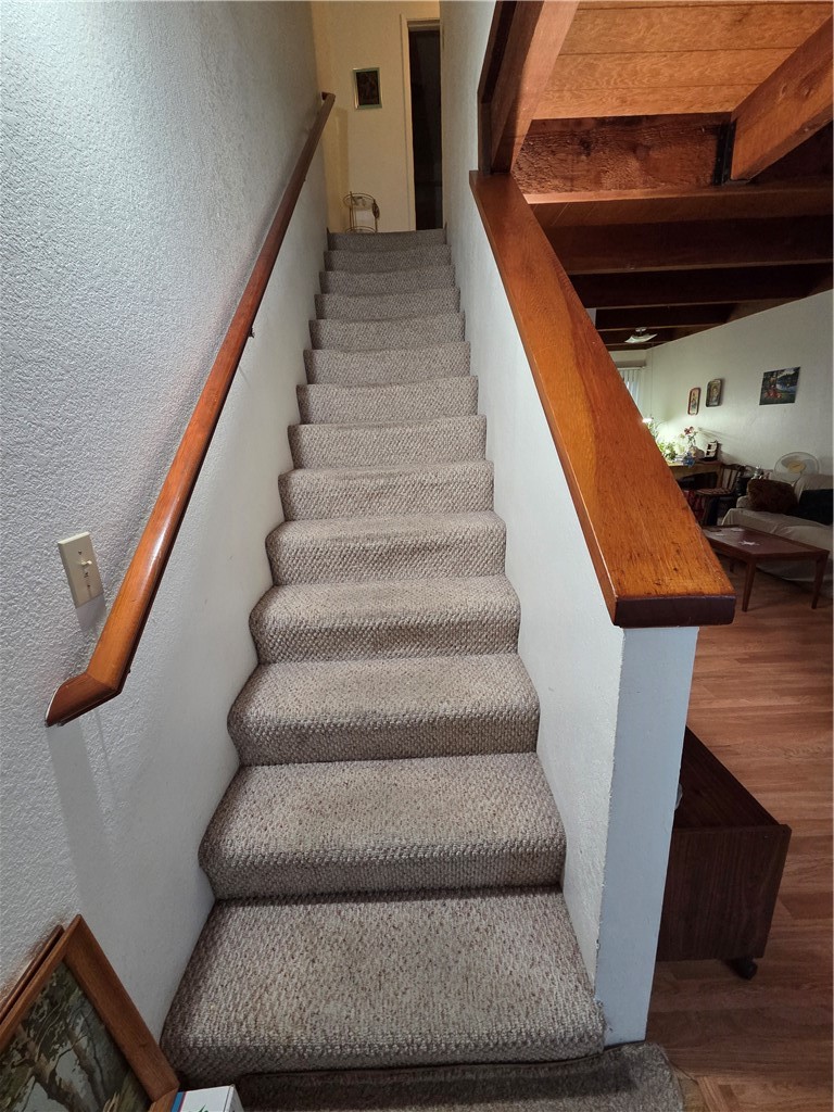565 North Street Corning, CA 96021 - Photo 11 of 30 Stairs going up.