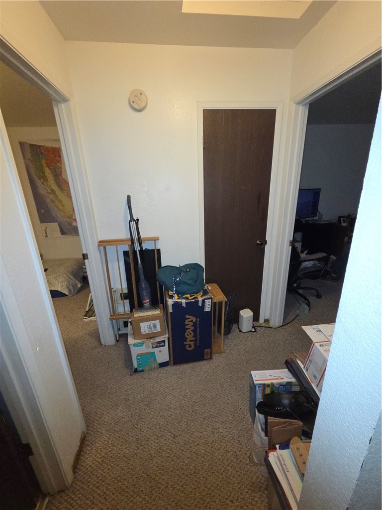 565 North Street Corning, CA 96021 - Photo 13 of 30 Upstairs Landing/Hall.