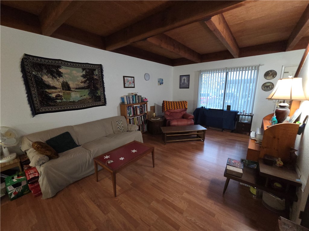 565 North Street Corning, CA 96021 - Photo 3 of 30 Living room.