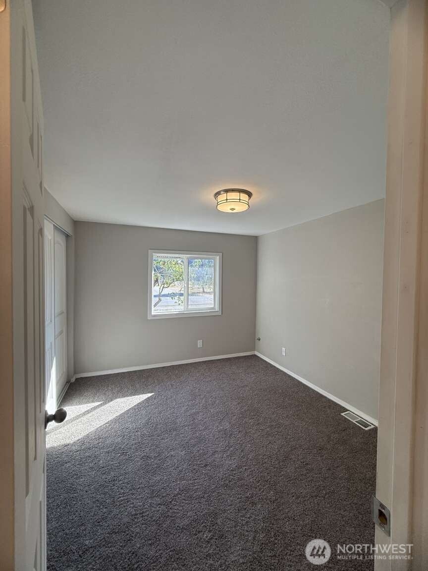 5804 258th St Court East Graham, WA 98338 - Photo 17 of 34