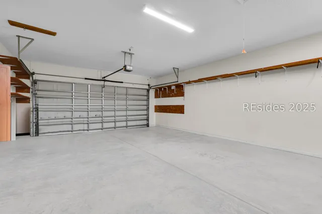 $435,000 | 18 Sundome Court, Bluffton, SC 29909