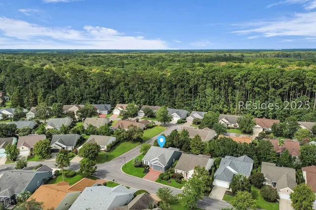 $435,000 | 18 Sundome Court, Bluffton, SC 29909