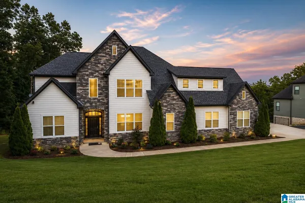 $1,100,000 | 733 Lakeview Crest Drive, Pell City, AL 35128