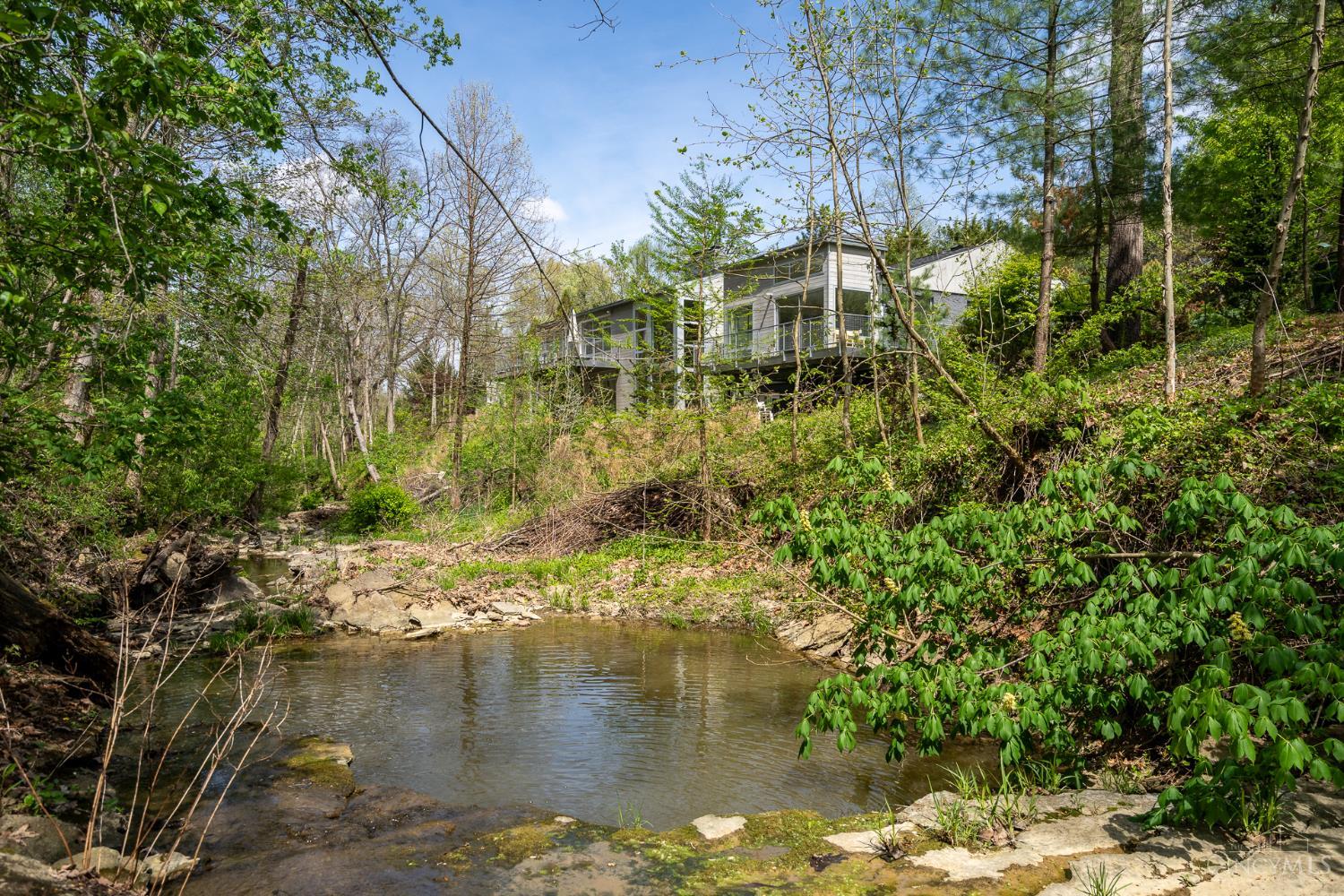 8425 Kugler Mill Road Cincinnati, OH 45243 - Photo 34 of 41 Gallery Image 34